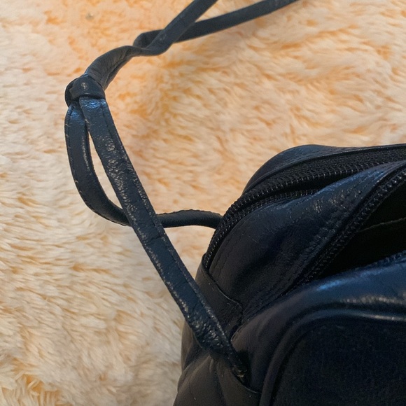 NWOT isanti leather bag (made in Italy) - Picture 13 of 14